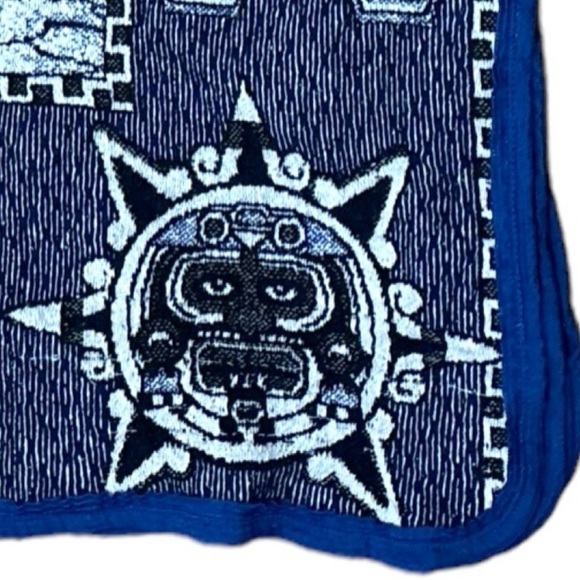 Stunning Myan Montezuma And Aztec Pyramid Blanket/Throw - Picture 8 of 9